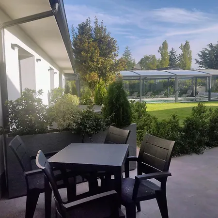 Rincones De Solo Adultos