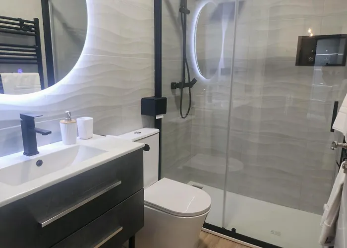 Rincones De Solo Adultos 컨트리하우스 리아사