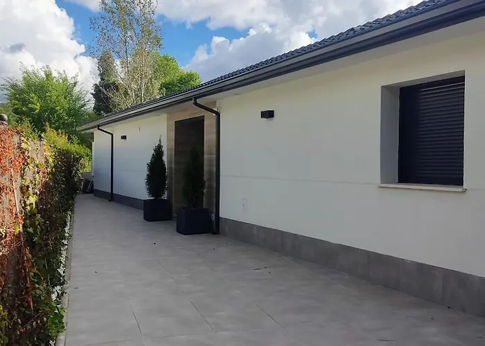 Rincones De Solo Adultos 컨트리하우스 리아사